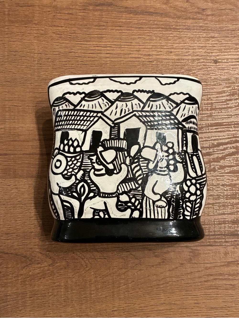 Vintage Glazed Mexican Folk Art
Napkin Holder - Hand Painted Xalitla Style.